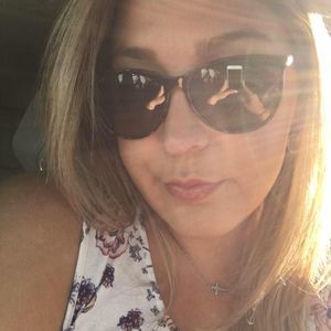 Meet your Posher, Angelika